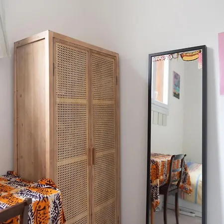 63 M Near Buttes-chaumont Appartamento *